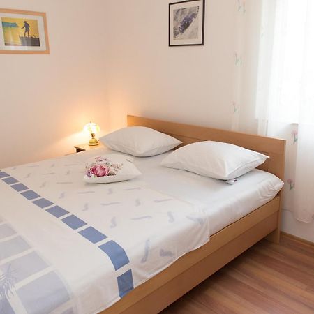 Apartments Vodice Olga Matic المظهر الخارجي الصورة