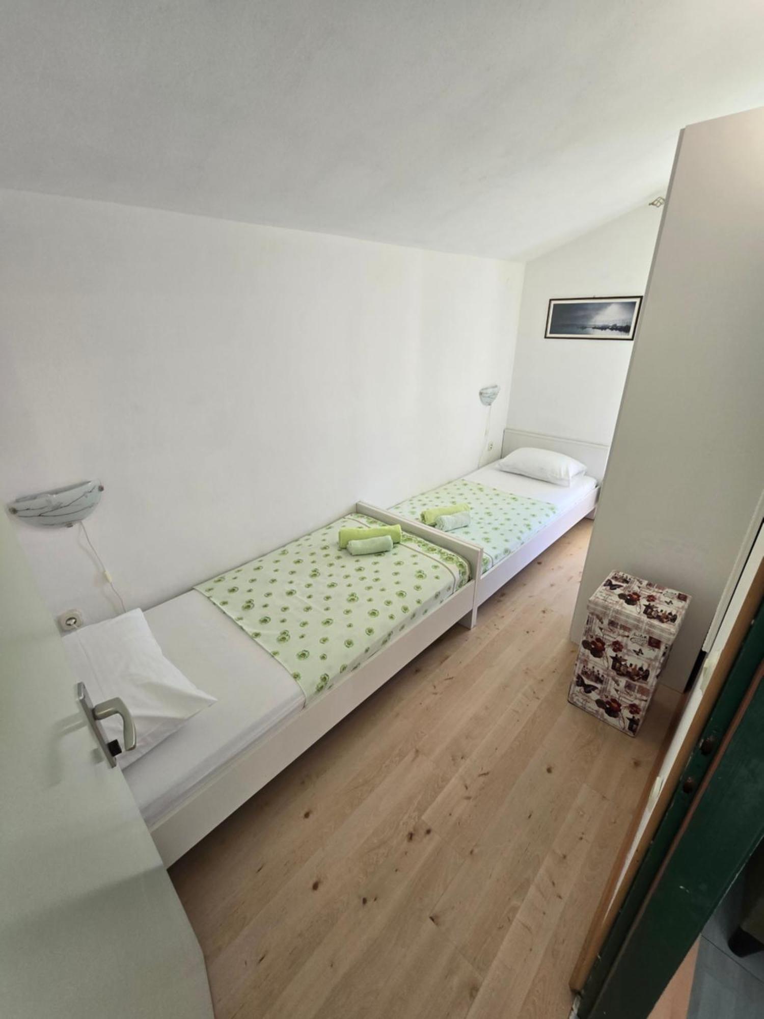 Apartments Vodice Olga Matic المظهر الخارجي الصورة
