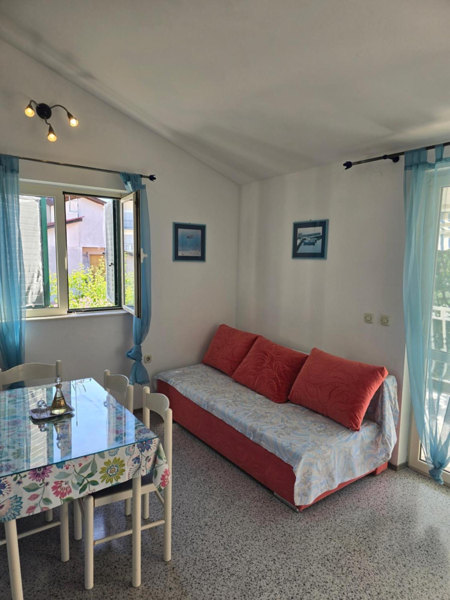 Apartments Vodice Olga Matic المظهر الخارجي الصورة