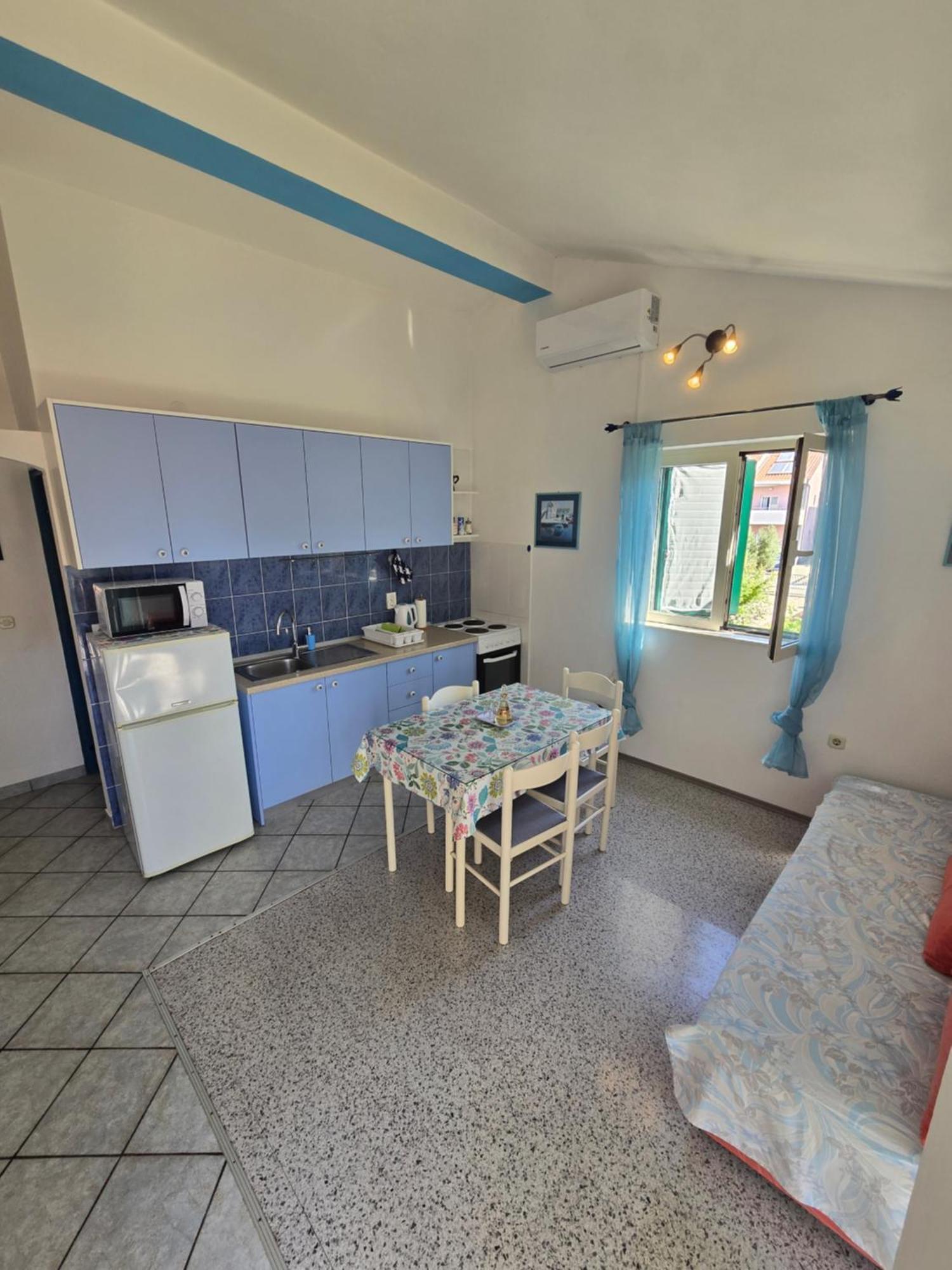 Apartments Vodice Olga Matic المظهر الخارجي الصورة